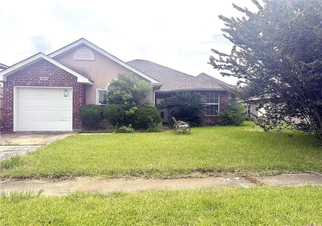 Photo 1 of Single family home for sale at 2415 Amy Dr, La Place, LA 70068 | MLS# 2570130 | Listing updated on 2026-09-11