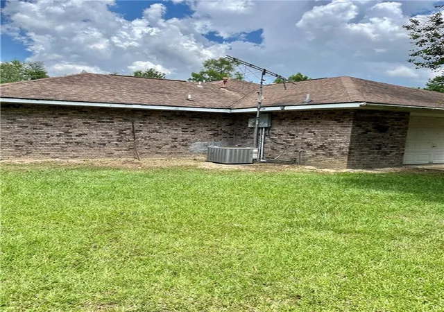 Photo 3 of Sale Pending at 23486 D H Bateman Rd, Franklinton, LA 70438 | MLS# 2569496 | Listing updated on 2026-09-18