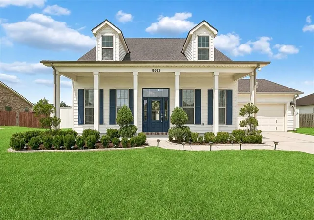 Photo 1 of Single family home for sale at 9563 Sugar Maple Ln, Waggaman, LA 70094 | MLS# 2568707 | Listing updated on 2026-09-25