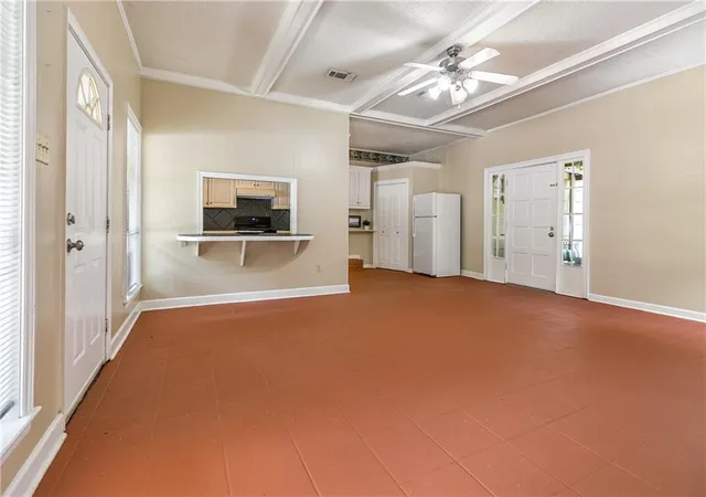 Photo 3 of Single family home for sale at 432 Pete's Hwy, Denham Springs, LA 70726 | MLS# 2570214 | Listing updated on 2026-09-17