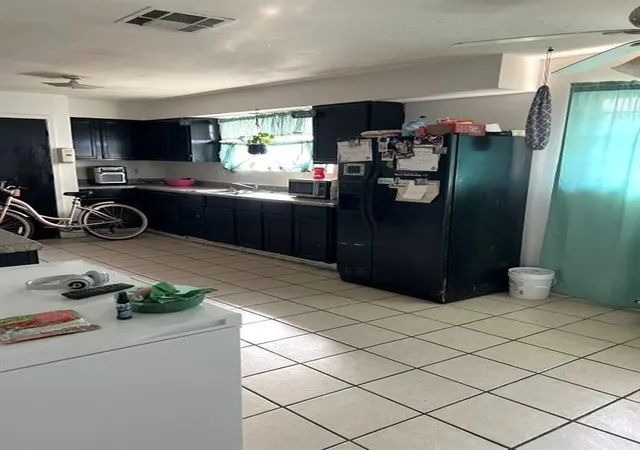 Photo 4 of Sale Pending at 7260-62 Bunkerhill Rd, New Orleans, LA 70112 | MLS# 2570107 | Listing updated on 2026-09-12