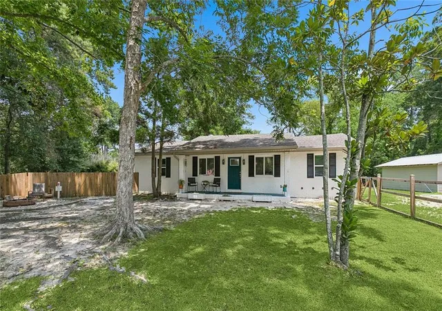 Photo 2 of Single family home for sale at 36335 Eric St, Slidell, LA 70460 | MLS# 2570247 | Listing updated on 2026-08-31