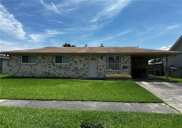 Photo 1 of Single family home for sale at 1345 Chickasaw Ave, Metairie, LA 70005 | MLS# 2569610 | Listing updated on 2026-09-08