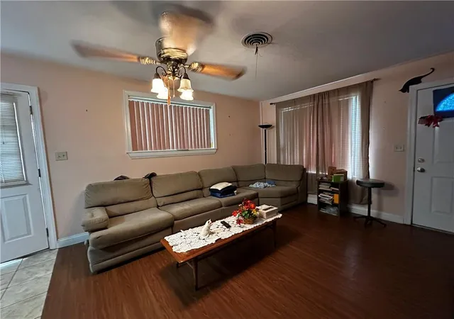 Photo 2 of Single family home for sale at 1345 Chickasaw Ave, Metairie, LA 70005 | MLS# 2569610 | Listing updated on 2026-09-08