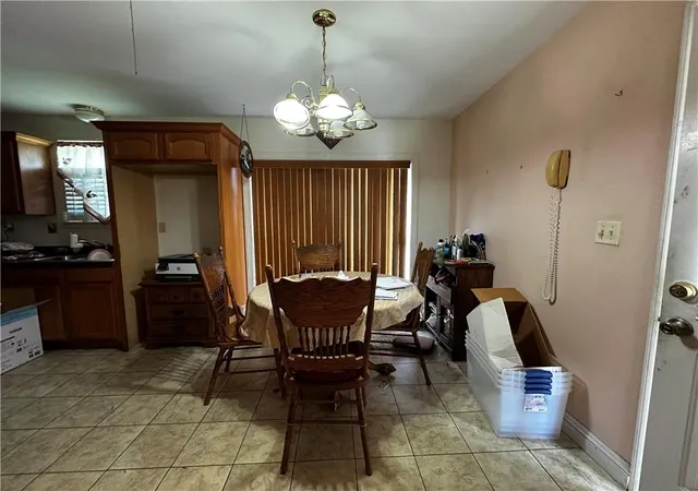 Photo 3 of Single family home for sale at 1345 Chickasaw Ave, Metairie, LA 70005 | MLS# 2569610 | Listing updated on 2026-09-08