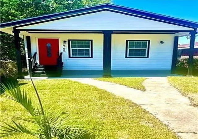 Photo 1 of Single family home for sale at 1305 Lb Landry Ave, New Orleans, LA 70114 | MLS# 2570534 | Listing updated on 2026-09-11
