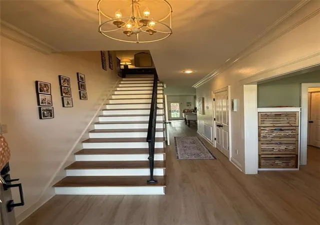 Photo 3 of Single family home for sale at 2732 Metairie Ct, Metairie, LA 70002 | MLS# 2570684 | Listing updated on 2026-09-29