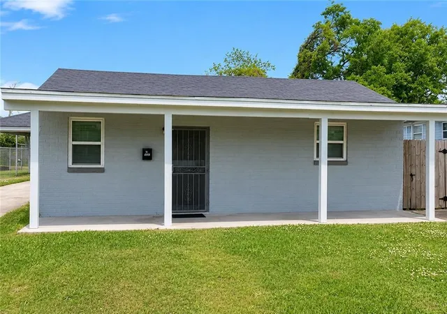 Photo 1 of Multi family home for sale at 1730 Esther St, Harvey, LA 70058 | MLS# 2569958 | Listing updated on 2026-10-01