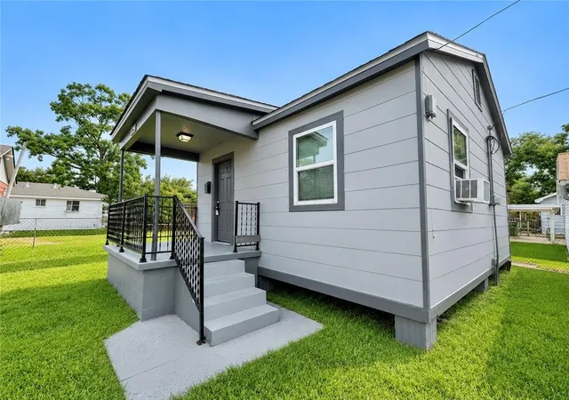 Photo 4 of House for sale at 804 Garden Rd, Marrero, LA 70072 | MLS# 2569954 | Listing updated on 2026-10-01