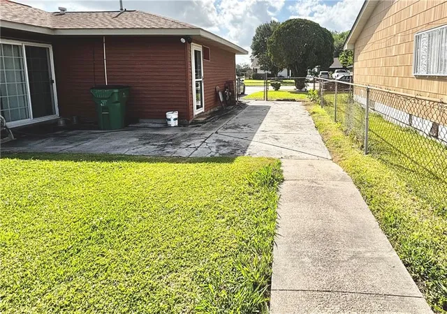 Photo 2 of Single family home for sale at 436 Butler Dr, Westwego, LA 70094 | MLS# 2570735 | Listing updated on 2026-09-09