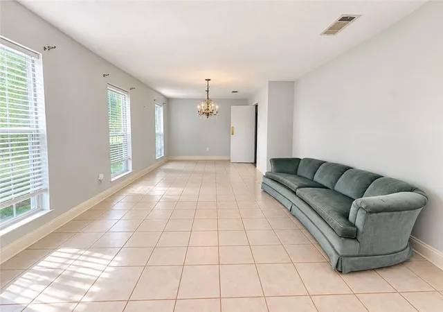 Photo 3 of Single family home for sale at 1212 Kathleen Ave, Metairie, LA 70003 | MLS# 2570602 | Listing updated on 2026-09-02