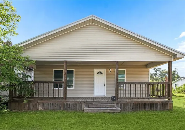Photo 1 of Single family home for sale at 170 Saxon St, Ponchatoula, LA 70454 | MLS# 2570674 | Listing updated on 2026-08-31