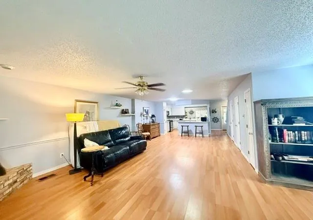 Photo 3 of Townhouse for sale at 307 Rosebud St, Metairie, LA 70005 | MLS# 2567407 | Listing updated on 2026-09-09