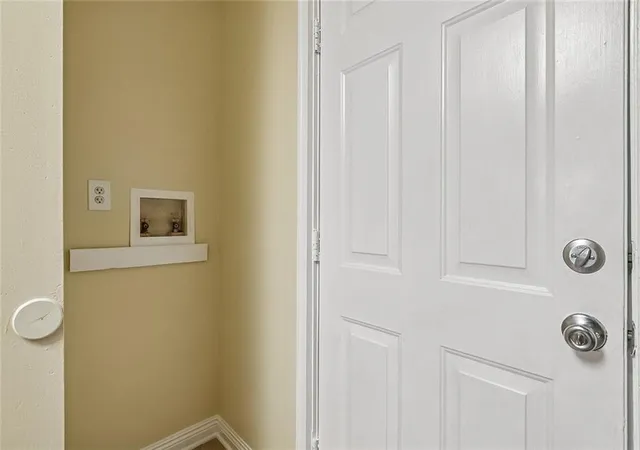 Photo 2 of Condo for sale at 6300 Riverside Dr #296, Metairie, LA 70003 | MLS# 2570817 | Listing updated on 2026-09-17