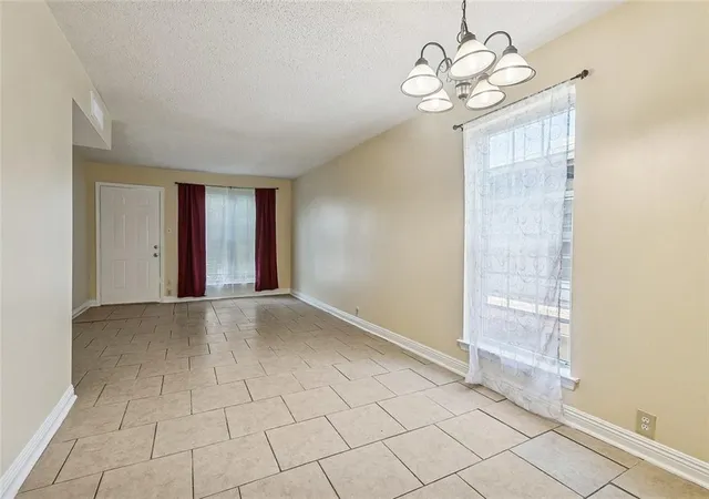 Listing Photo 4 - Condo for sale in building located at 6300 Riverside Dr, Metairie, LA 70003 - Unit #296