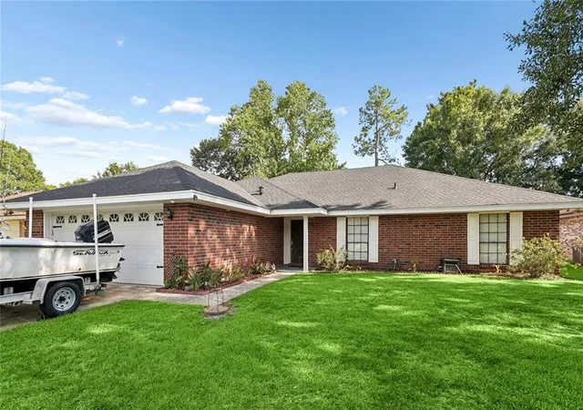 Photo 1 of Single family home for sale at 1601 Rue Lemans, Slidell, LA 70458 | MLS# 2570911 | Listing updated on 2026-09-18