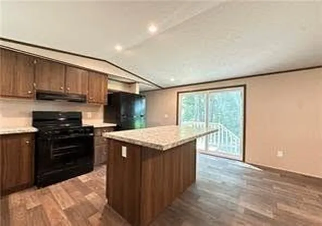 Photo 3 of Single family home for sale at 19452 Sisters Rd, Ponchatoula, LA 70454 | MLS# 2570572 | Listing updated on 2026-09-08