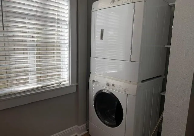 Photo 9 of Single family home for sale at 221 Saint Charles St, Norco, LA 70079 | MLS# 2570065 | Listing updated on 2026-09-30