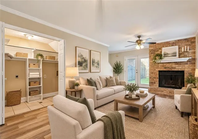 Photo 3 of Townhouse for sale at 10 Maria St, Destrehan, LA 70047 | MLS# 2571089 | Listing updated on 2026-09-18