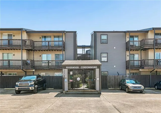Photo 1 of Condo for sale at 2301 Edenborn Ave #308, Metairie, LA 70001 | MLS# 2570088 | Listing updated on 2026-09-19