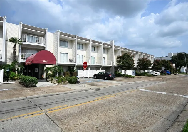 Photo 2 of Condo for sale at 3805 Houma Blvd #B202, Metairie, LA 70006 | MLS# 2570223 | Listing updated on 2026-10-06