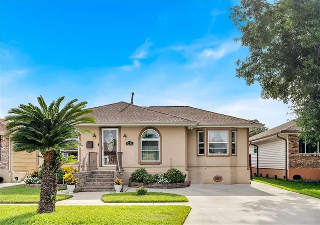 Photo 1 of Single family home for sale at 3331 Davidson Pl, Kenner, LA 70065 | MLS# 2571284 | Listing updated on 2026-10-01