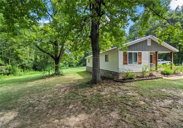 Photo 3 of Single family home for sale at 38365 Highway 440, Mount Hermon, LA 70450 | MLS# 2571261 | Listing updated on 2026-09-10
