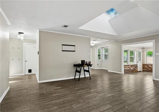 Photo 3 of Single family home for sale at 230 Oak Ln, Mandeville, LA 70448 | MLS# 2570566 | Listing updated on 2026-09-17