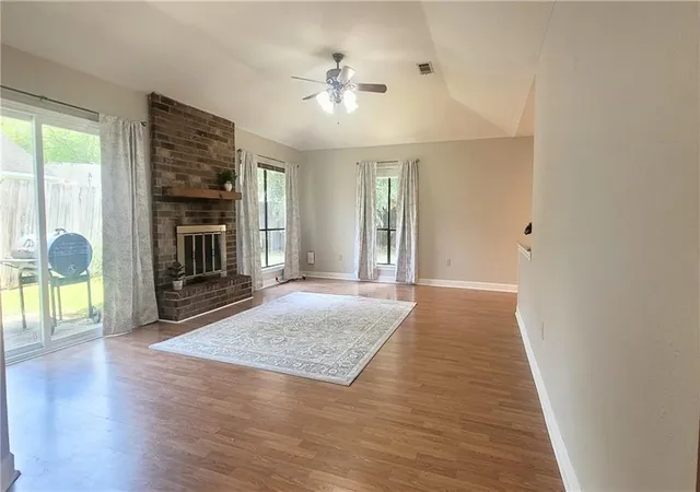 Photo 3 of Single family home for sale at 704 S Lake Caddo Ct, Slidell, LA 70461 | MLS# 2571020 | Listing updated on 2026-09-20