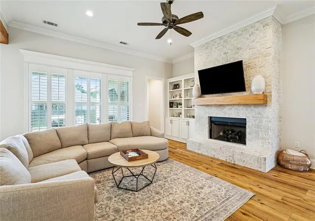 Photo 3 of Single family home for sale at 3012 Rock Dove Dr, Madisonville, LA 70447 | MLS# 2571244 | Listing updated on 2026-09-22
