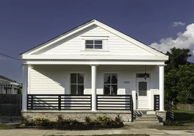 Photo 2 of Single family home for sale at 8825 Willow St, New Orleans, LA 70118 | MLS# 2570987 | Listing updated on 2026-09-02