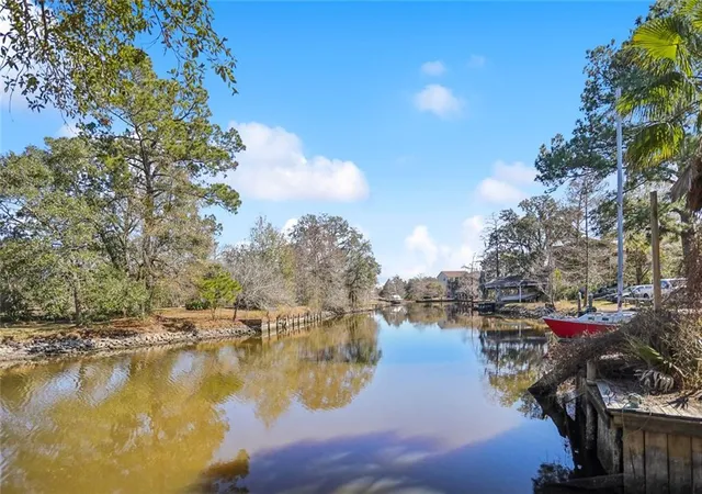 Photo 3 of Single family home for sale at 238 Coin Du Lestin Dr, Slidell, LA 70460 | MLS# 2570612 | Listing updated on 2026-09-14