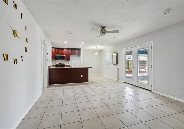 Photo 3 of Single family home for sale at 2533 Eastview Dr, Harvey, LA 70058 | MLS# 2570676 | Listing updated on 2026-09-16
