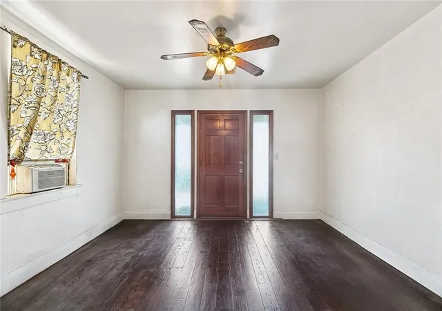 Photo 3 of Multi family home for sale at 613 Oak Ave, Harahan, LA 70123 | MLS# 2571332 | Listing updated on 2026-09-03