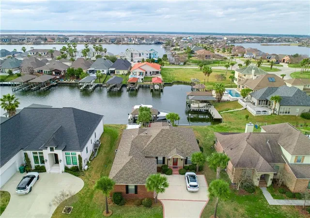 Photo 1 of Single family home for sale at 1512 Regatta Cvs, Slidell, LA 70458 | MLS# 2570981 | Listing updated on 2026-09-10