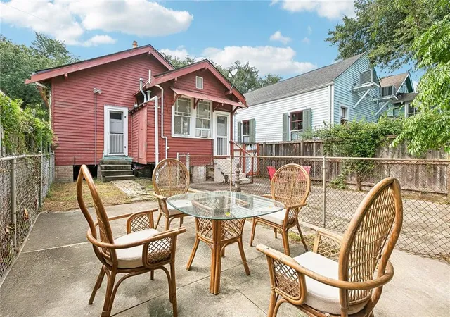 Photo 3 of Multi family home for sale at 1562 N Dorgenois St, New Orleans, LA 70119 | MLS# 2571491 | Listing updated on 2026-08-30