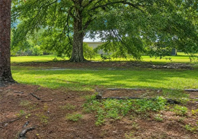 Photo 3 of Single family home for sale at 11214 Pine Ridge Cir, Bogalusa, LA 70427 | MLS# 2571472 | Listing updated on 2026-09-18