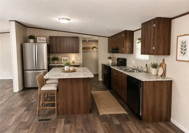 Photo 3 of Single family home for sale at 41545 C Corkern Rd, Franklinton, LA 70438 | MLS# 2571369 | Listing updated on 2026-08-31
