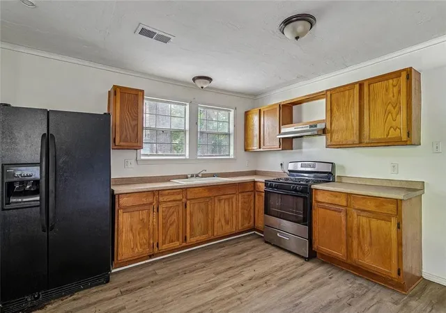 Photo 4 of Single family home for sale at 919 Ave F, Bogalusa, LA 70427 | MLS# 2571155 | Listing updated on 2026-09-19