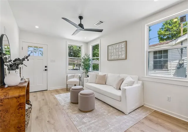 Photo 3 of Single family home for sale at 605 Gelpi Ave, Jefferson, LA 70121 | MLS# 2570543 | Listing updated on 2026-09-21