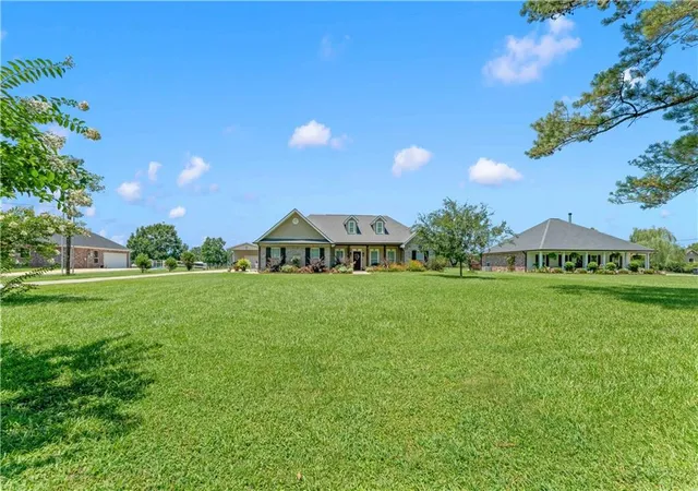 Photo 2 of Sale Pending at 17269 Golf Crse Rd, Loranger, LA 70446 | MLS# 2571239 | Listing updated on 2026-09-09
