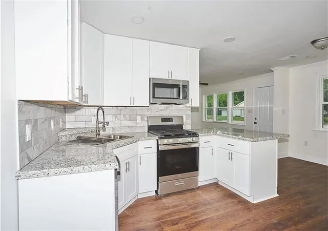 Photo 2 of Single family home for sale at 2844 Somerset Dr, New Orleans, LA 70131 | MLS# 2571203 | Listing updated on 2026-09-08