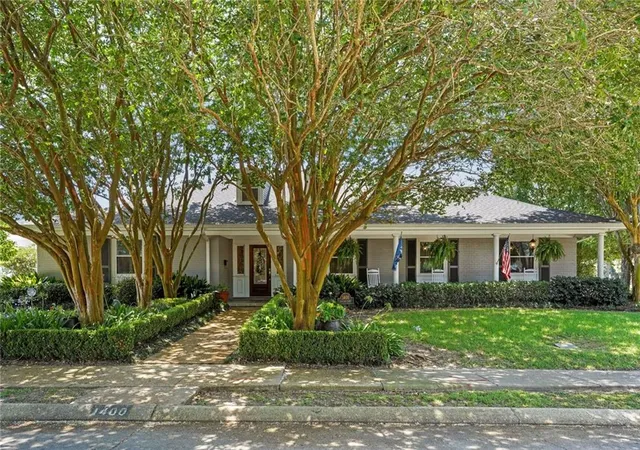 Photo 1 of Single family home for sale at 1400 New York St, New Orleans, LA 70122 | MLS# 2563113 | Listing updated on 2026-10-04