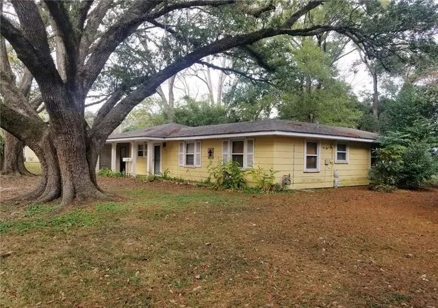 Photo 3 of Single family home for sale at 220 Maumus Ave, New Orleans, LA 70131 | MLS# 2571764 | Listing updated on 2026-09-09