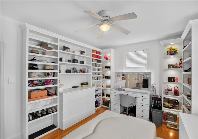 Photo 3 of Single family home for sale at 6611 Canal Blvd, New Orleans, LA 70124 | MLS# 2571671 | Listing updated on 2026-09-26