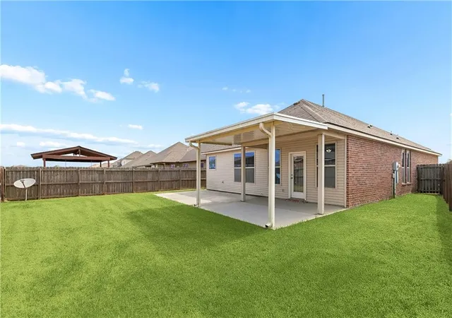 Photo 19 of Single family home for sale at 101 E Lake Ct, Slidell, LA 70461 | MLS# 2570629 | Listing updated on 2026-08-31