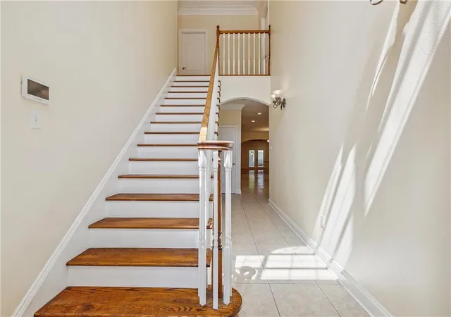 Photo 3 of Single family home for sale at 6588 Bellaire Dr, New Orleans, LA 70124 | MLS# 2571691 | Listing updated on 2026-10-03