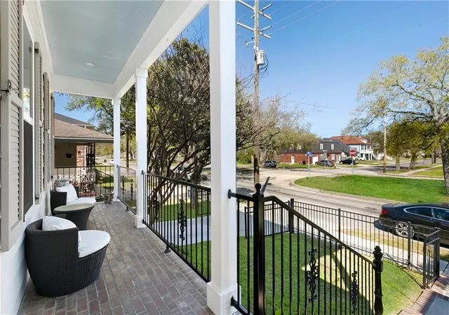 Photo 3 of Single family home for sale at 6510 Fleur De Lis Dr, New Orleans, LA 70124 | MLS# 2571941 | Listing updated on 2026-10-04
