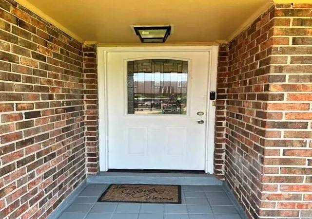 Photo 2 of Single family home for sale at 2229 Cambridge Dr, La Place, LA 70068 | MLS# 2568972 | Listing updated on 2026-09-12