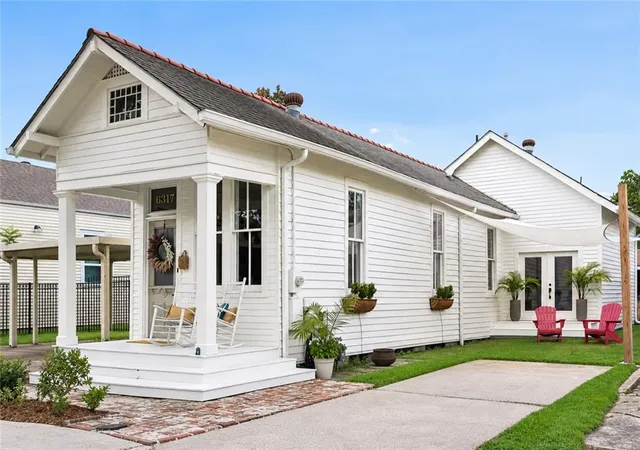 Photo 2 of Single family home for sale at 6317 York St, New Orleans, LA 70125 | MLS# 2571868 | Listing updated on 2026-09-21